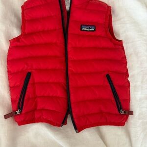 2T Patagonia Red Puffer Vest *read description*